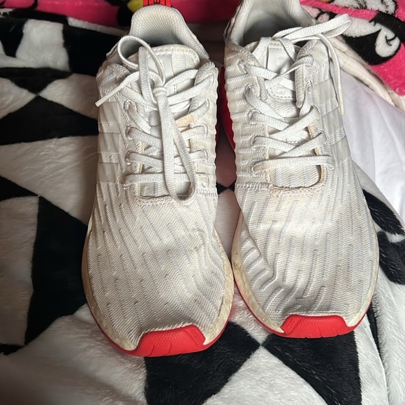adidas NMD R2 in men’s 7.5 used no box white and red condition- good - Picture 5 of 5